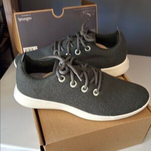 Allbirds Gray and White Wool Sneakers Minimalist Design